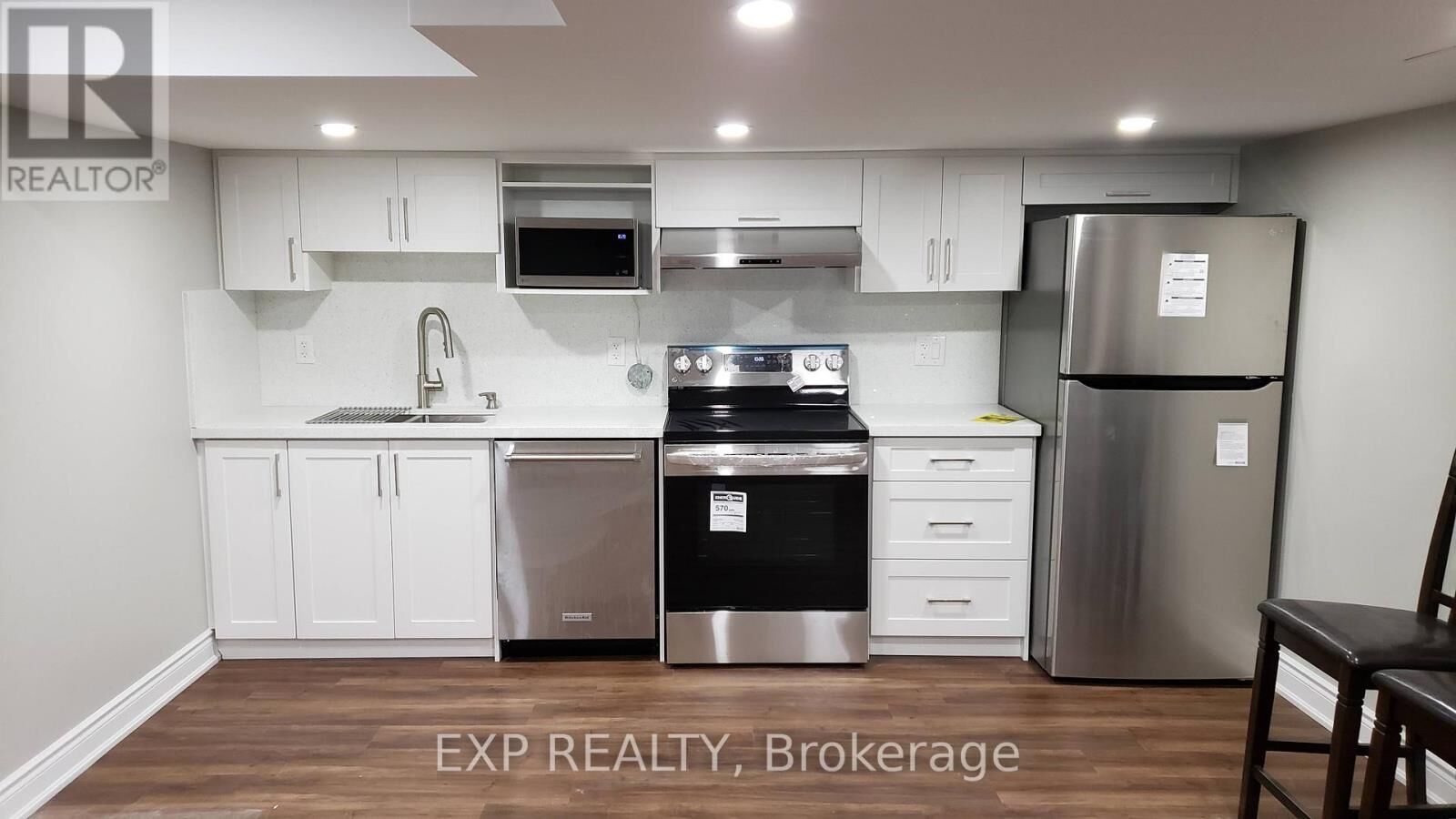 Property Photo:  503 Sixteen Mile Drive Lower  ON L6M 0P6 