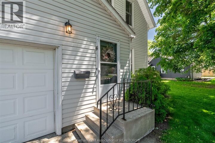 Property Photo: 4 Maple Street ON N0P 2K0