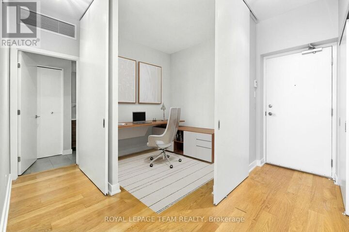 Property Photo:  354 Gladstone Avenue 318  ON K2P 0R4 