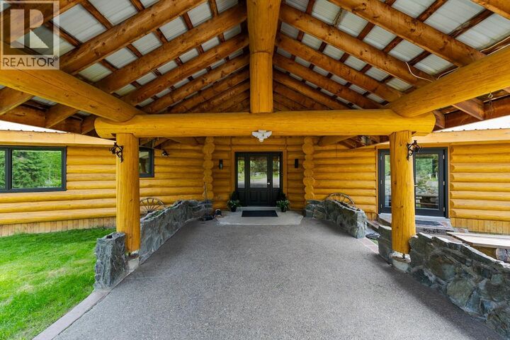 Property Photo: 646 Peardon Road BC V2M 7C6