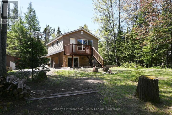 Photo de la propriété: 1072 Holiday Park Drive ON P1L 1W9