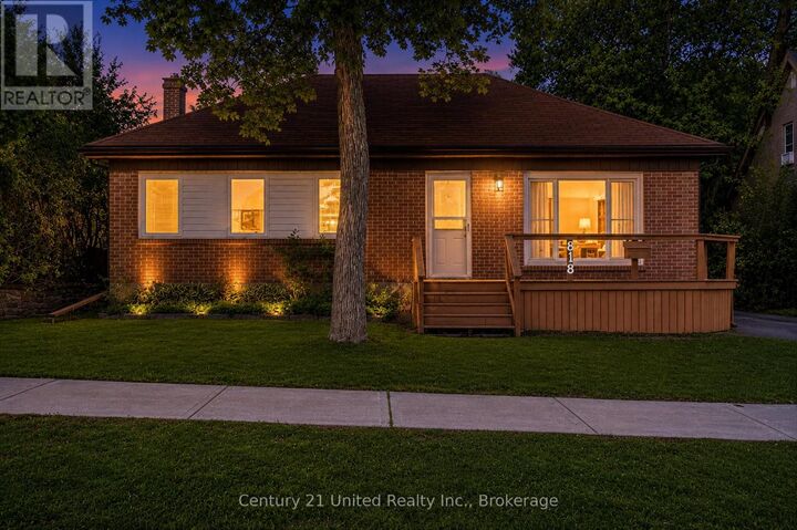 Property Photo: 818 Rishor Crescent ON K9H 5C7