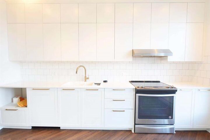Property Photo:  15938 27 Avenue 14  BC V3Z 0T2 