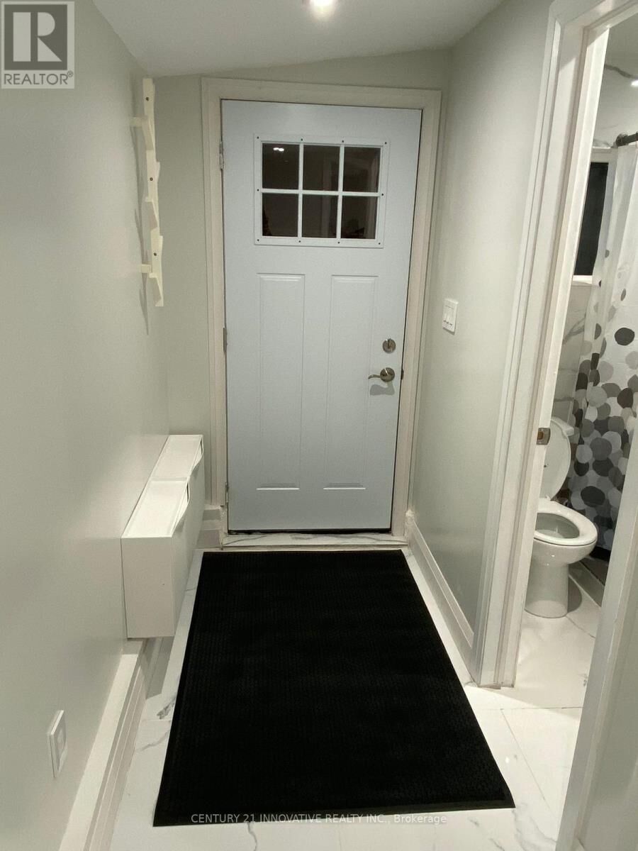 Property Photo:  3366 Victory Crescent West  ON L4T 1L9 