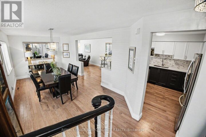 Property Photo: 122 Rustwood Private ON K2J 5L5
