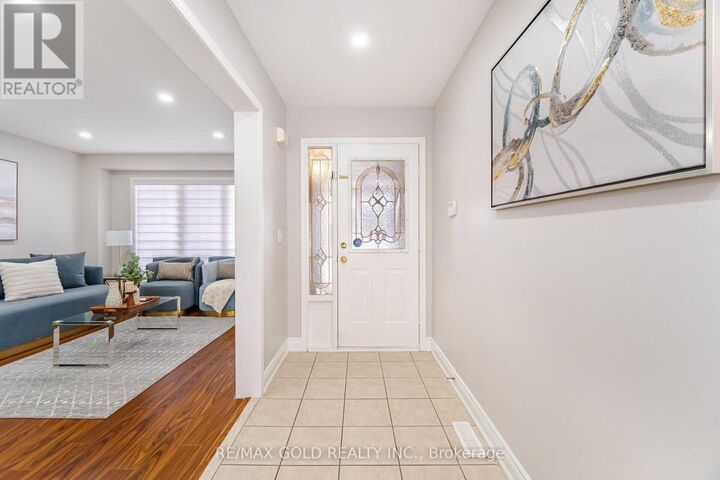 Property Photo:  8 Upshall Drive  ON L6P 1E1 