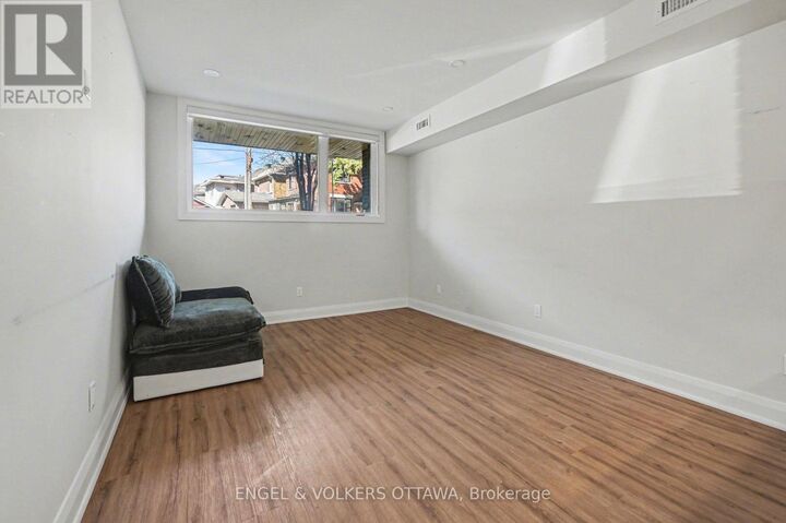 Property Photo:  35 Monk Street 1  ON K1S 3Y7 