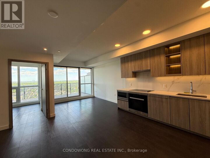 Property Photo:  25 McMahon Drive 1807  ON M2K 0E4 