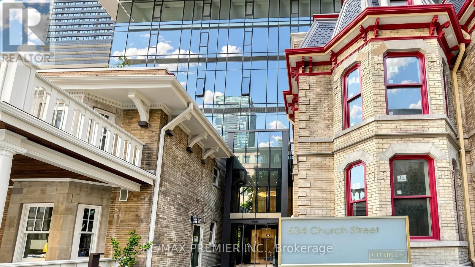Property Photo:  634 Church Street 3305  ON M4Y 0G9 