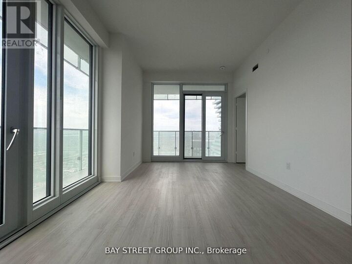 Property Photo:  3883 Quartz Road 5510  ON L5B 0M4 