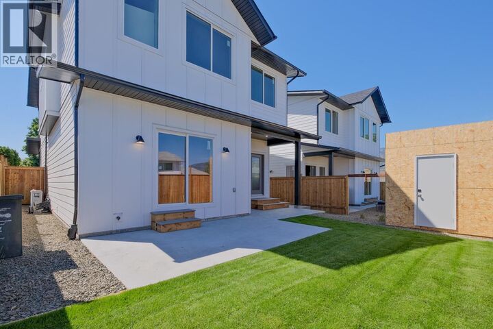 Property Photo:  179 Kirkpatrick Avenue 102  BC V2A 3P4 
