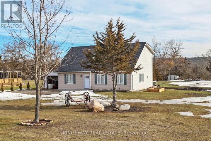 Property Photo:  20 Glen Ross Road  ON K0K 2C0 