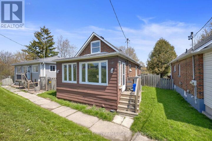 Property Photo:  741 Ritson Road South  ON L1H 5L2 