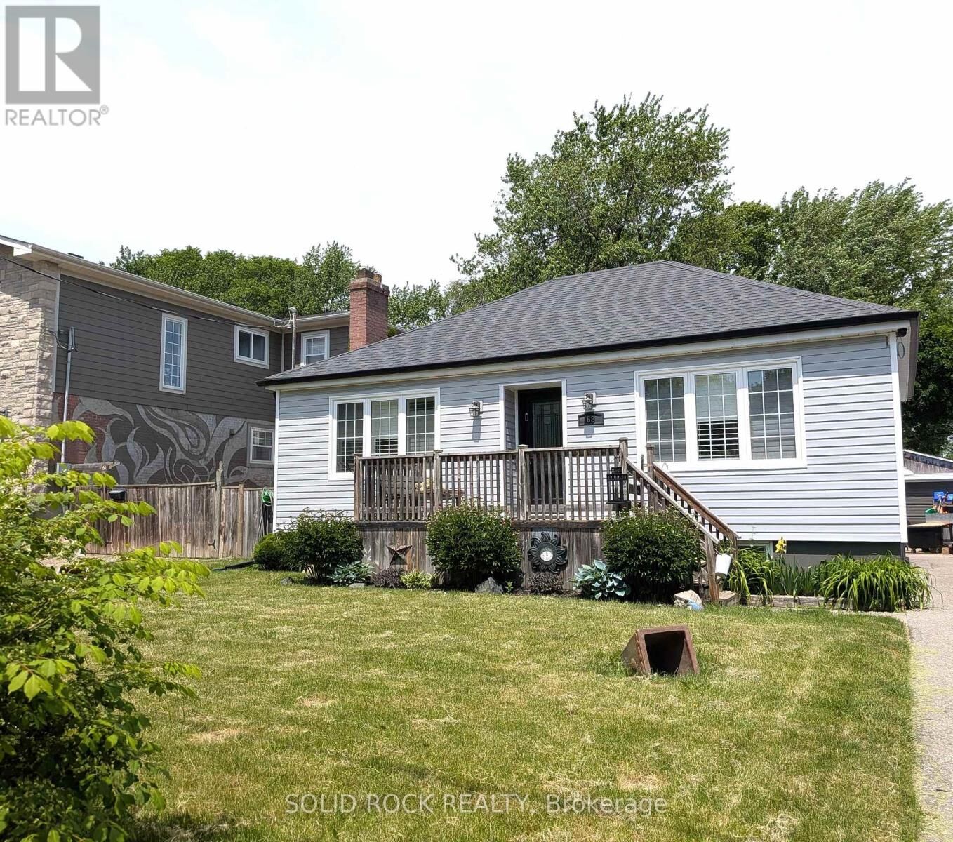 Property Photo:  68 Cree Avenue  ON M1M 1Z6 