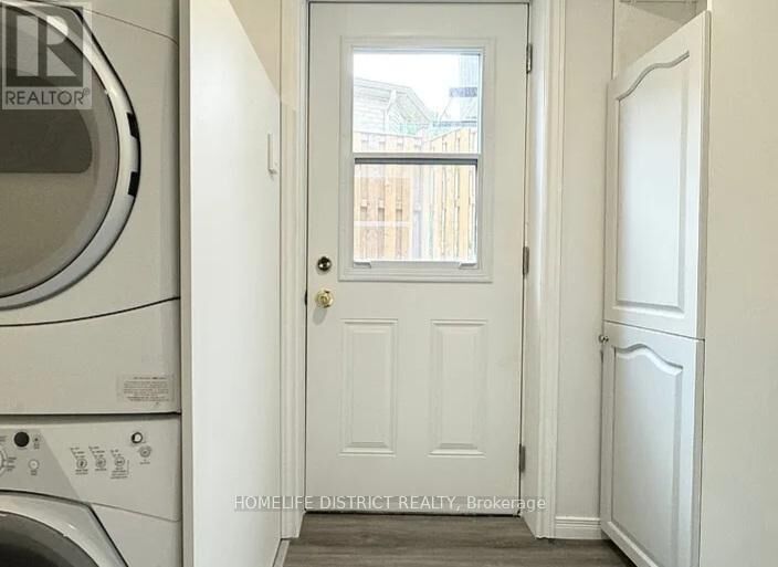 Property Photo:  86 Taylor Drive  ON L4N 8K3 
