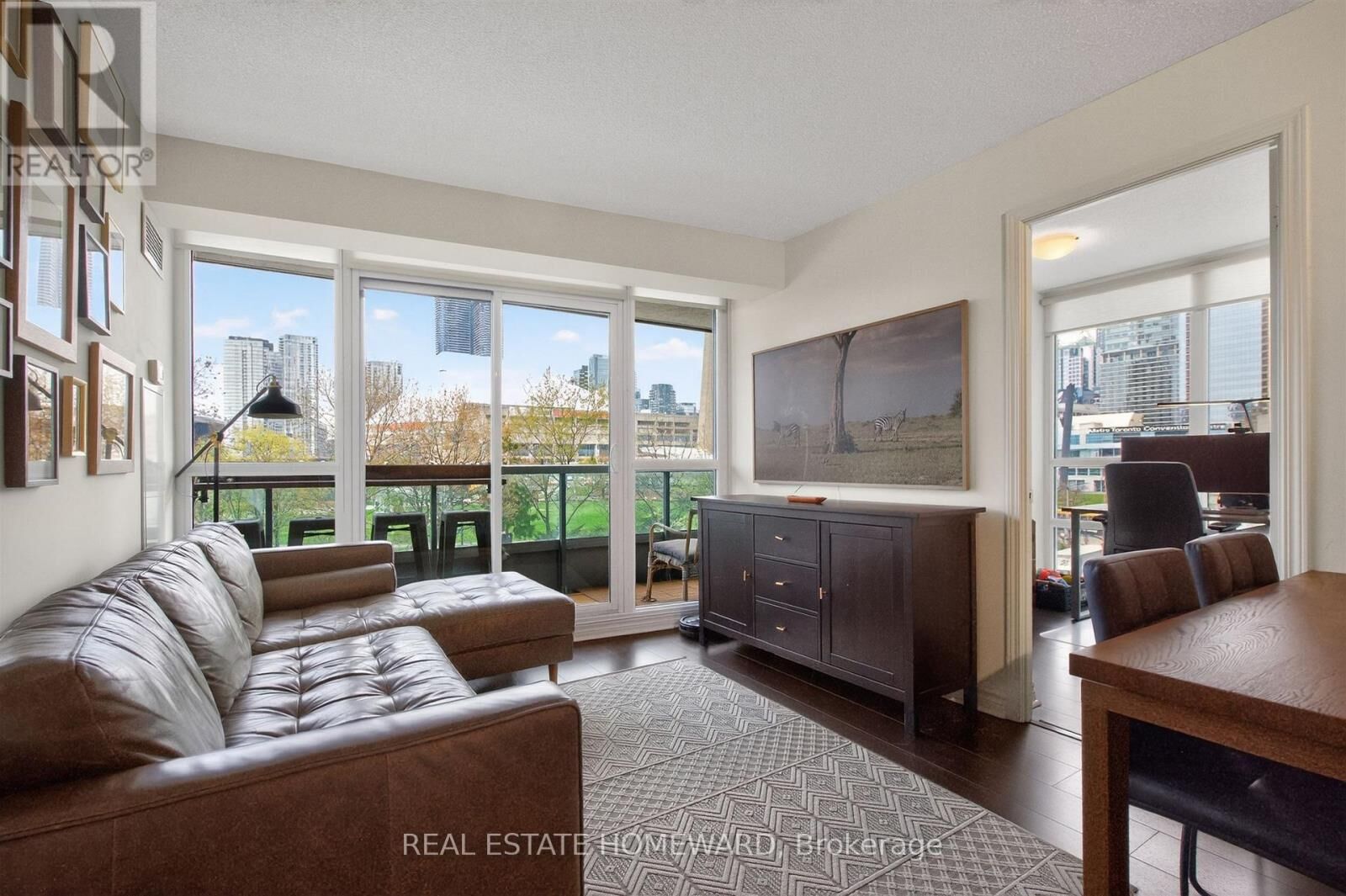 Property Photo:  25 Lower Simcoe Street 518  ON M5J 3A1 