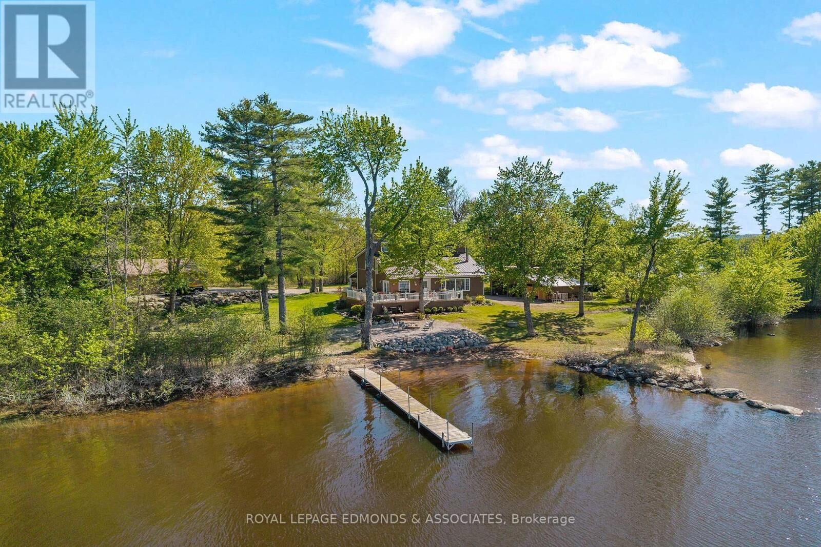 Property Photo: 350 Gervais Road ON K0J 2L0