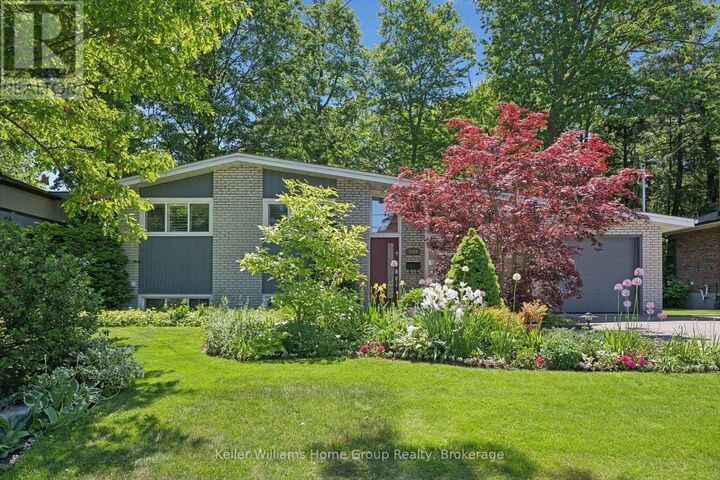 Property Photo:  2166 Corsair Road  ON L5A 2L8 