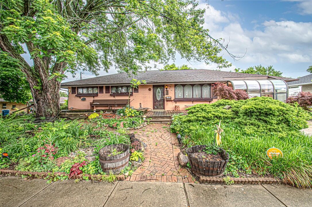 Property Photo: 4817 Nelapark Drive OH 45424