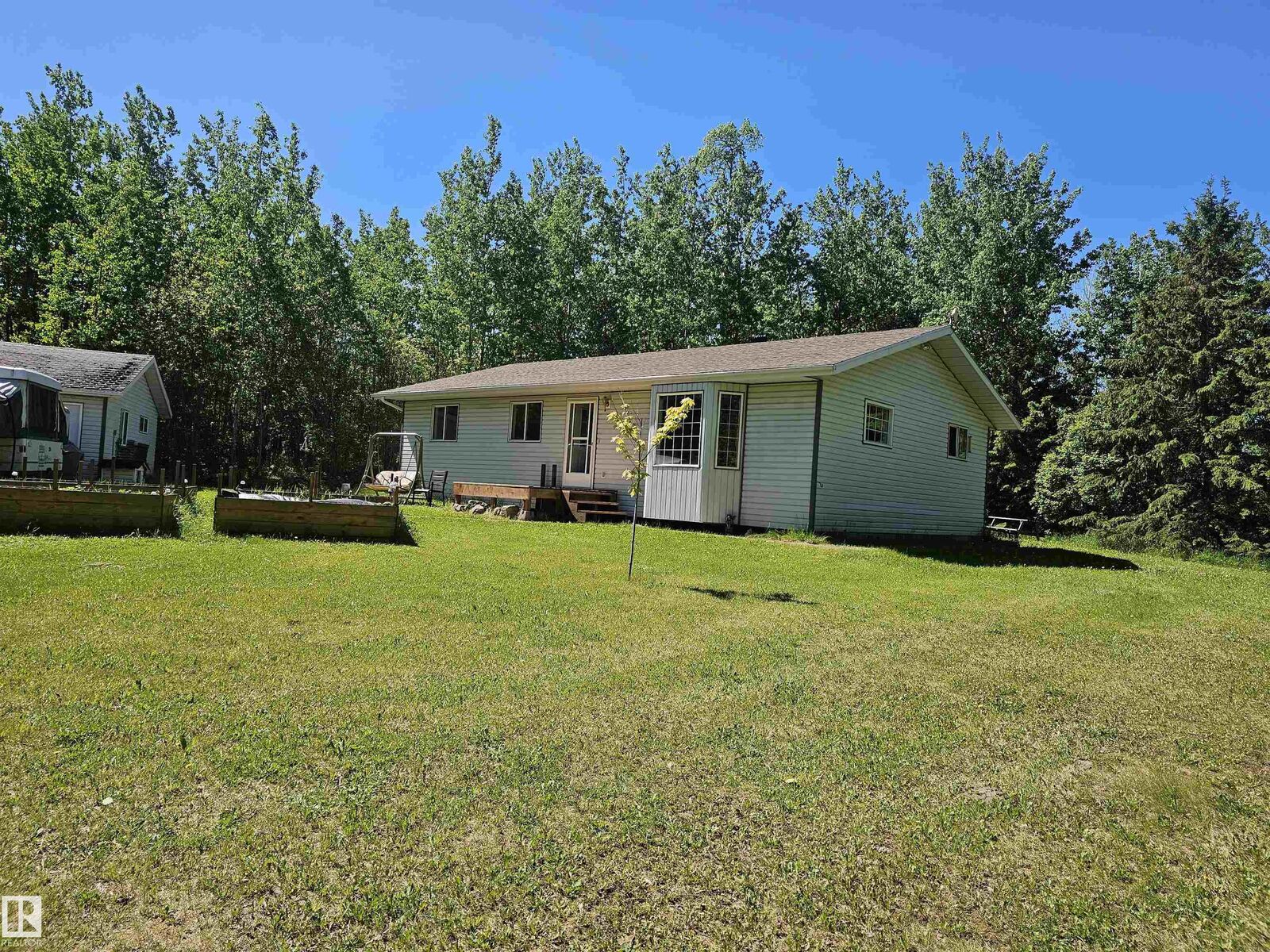 Property Photo: 54222 Rge Road 25 13 AB T0E 1A0