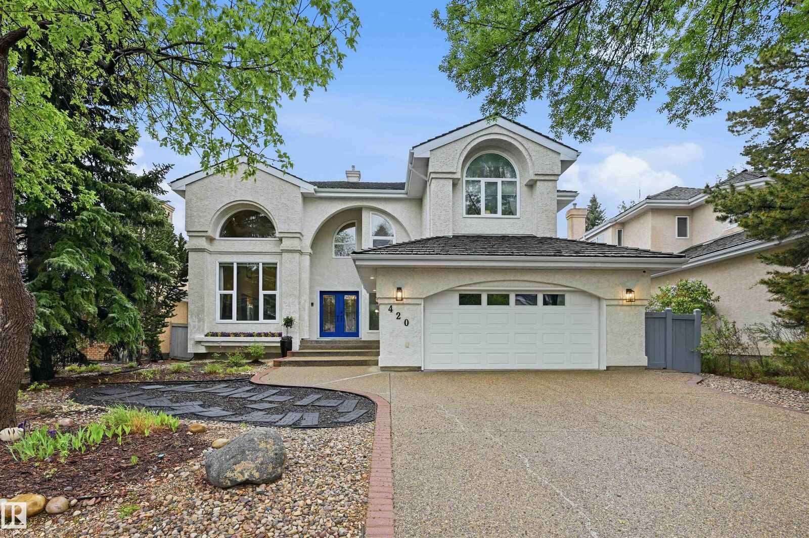 Property Photo:  420 Osborne Crescent NW  AB T6R 2C2 
