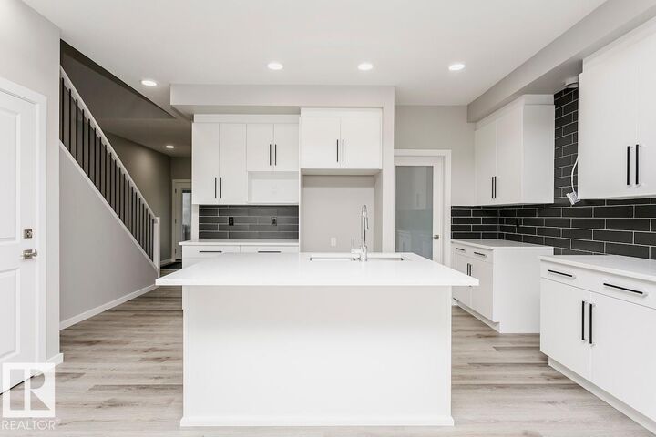 Property Photo:  2480 Egret Loop NW  AB T6M 3R4 