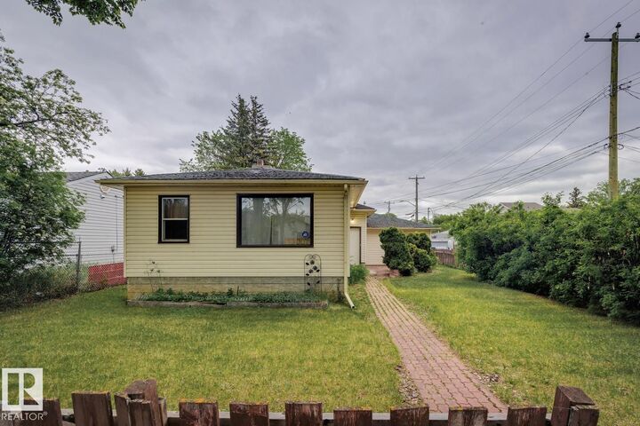 Photo de la propriété: 13007 116 Street NW AB T5E 5H6
