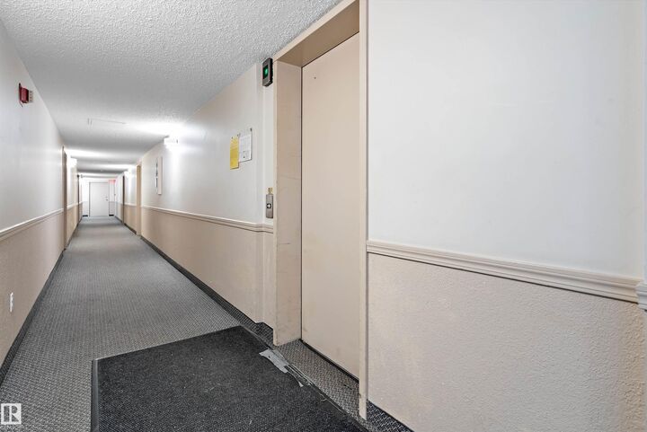 Photo de la propriété:  6720 158 Avenue NW 420  AB T5Z 3B1 