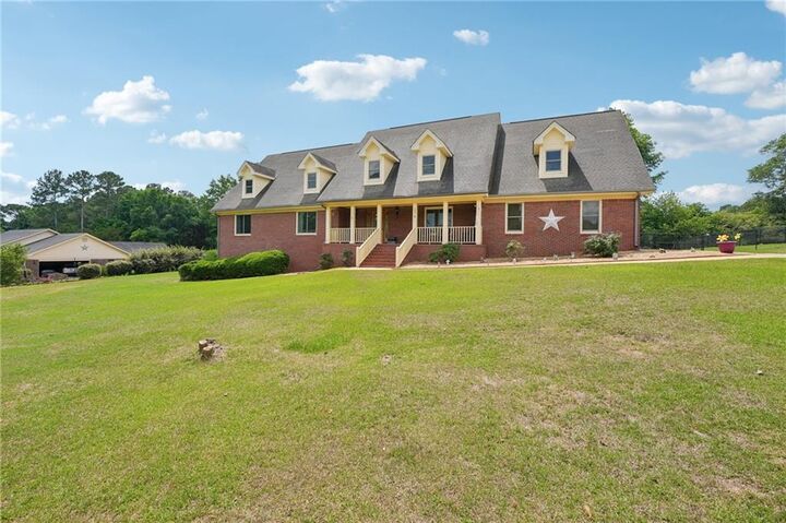 Property Photo:  378 Clyde Court  GA 30252 