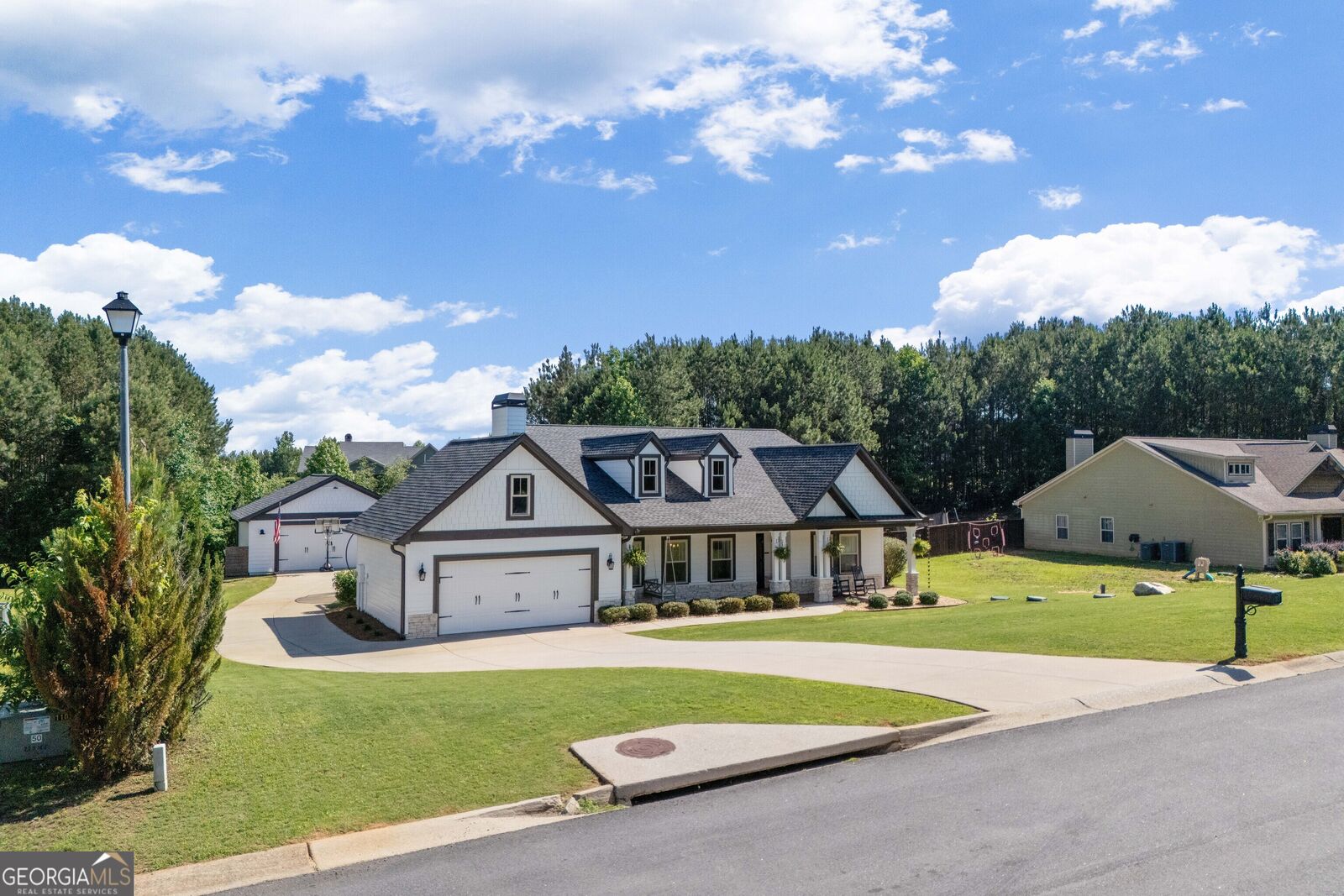 Property Photo:  313 Night Fall Terrace  GA 30180 