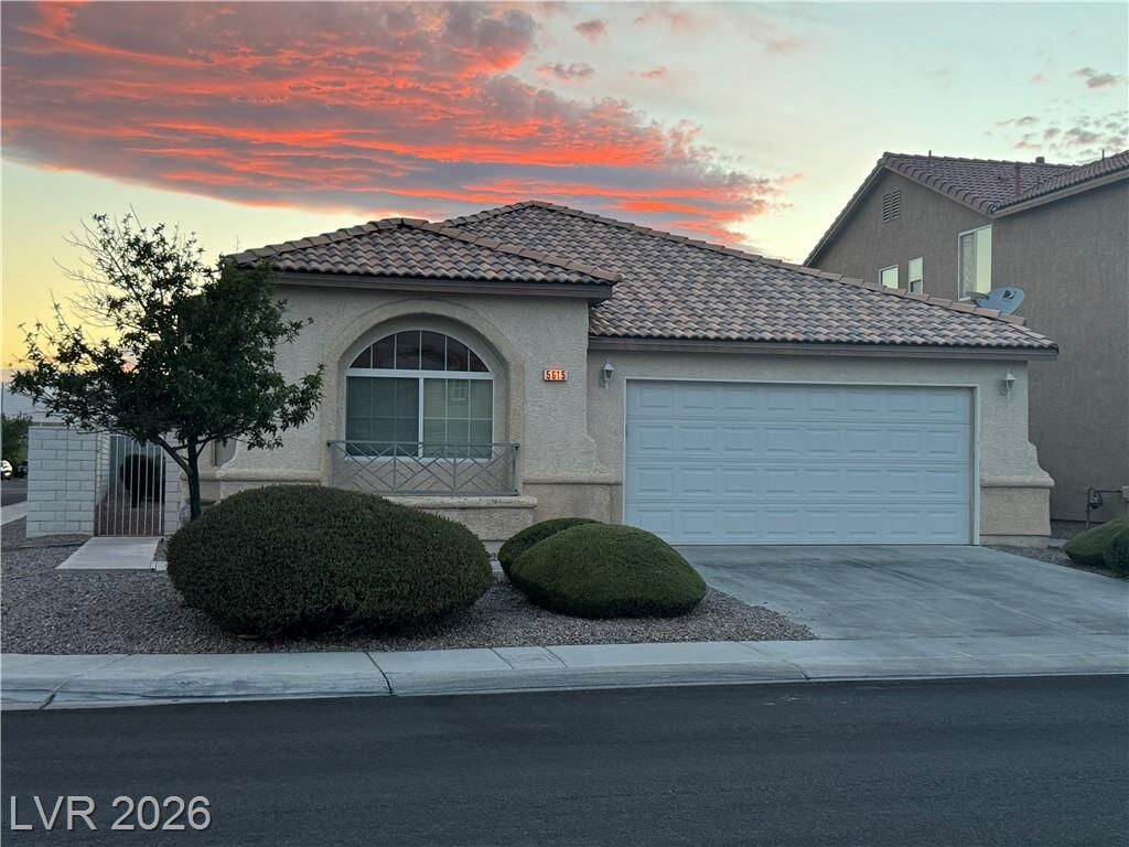 Property Photo: 5615 Doe Springs Place NV 89031