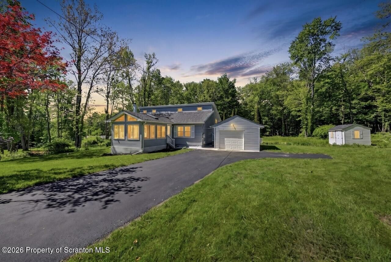 Property Photo:  15 Van Leuven Road  PA 18436 