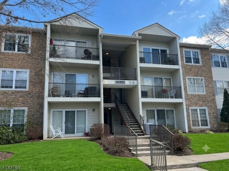 Property Photo: 260 Robertson Way NJ 07035