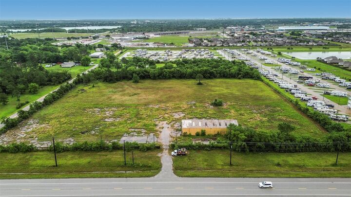 Property Photo:  4011 Fm 2004 Road  TX 77568 