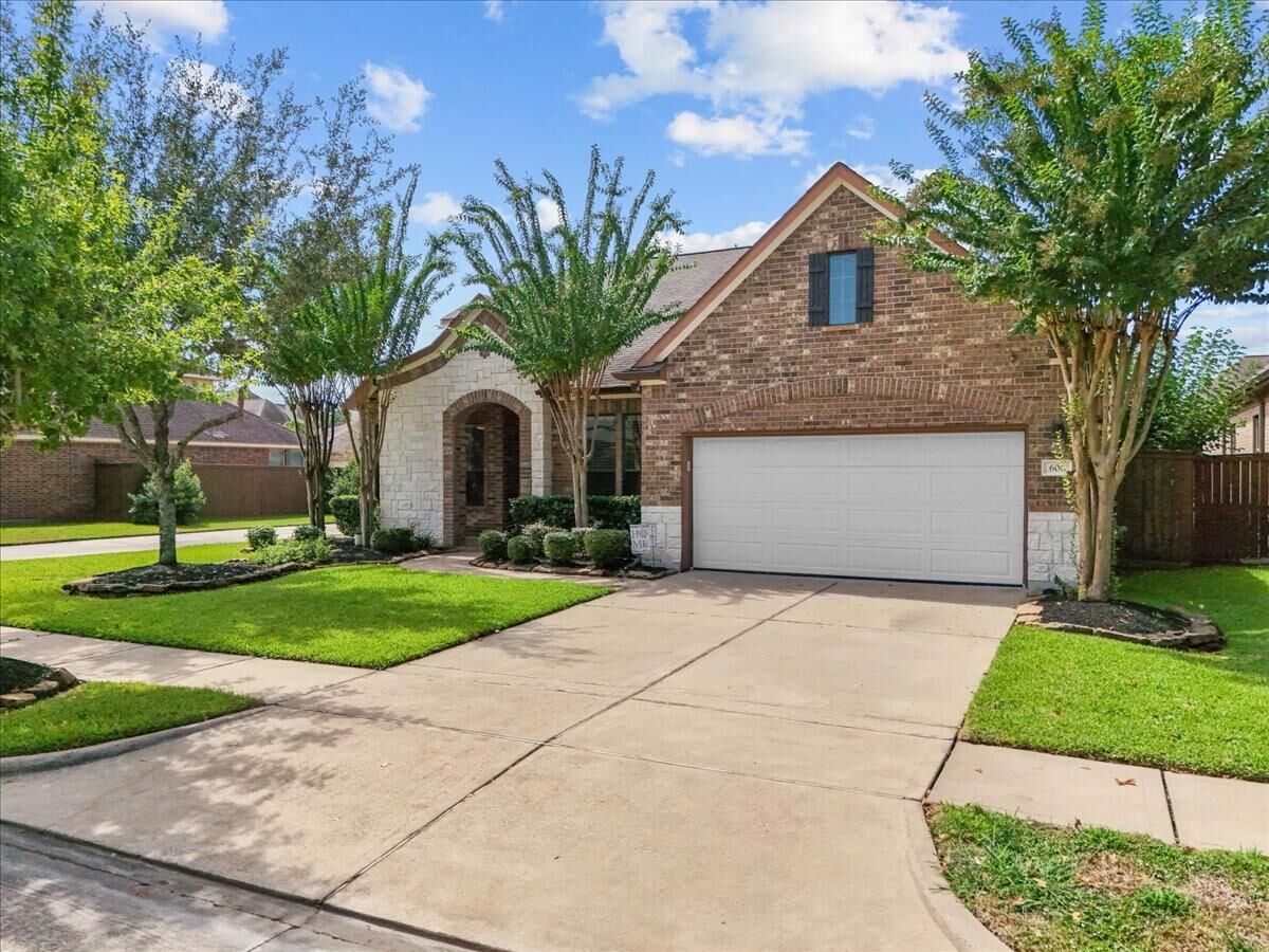 Property Photo: 606 W Fork TX 77598