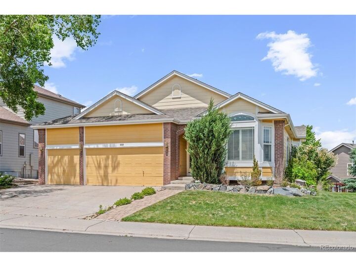 Property Photo:  6839 Solana Dr  CO 80108 