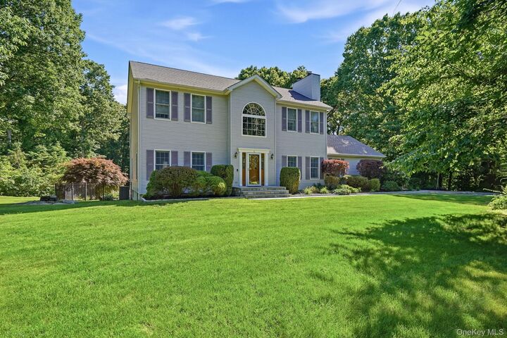 Property Photo: 4 Briar Ridge Lane NY 10579