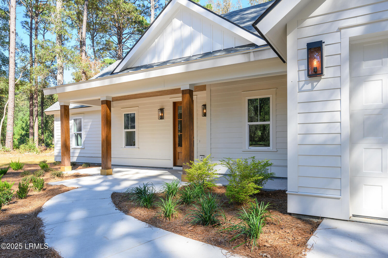 Property Photo:  15 Woods Lane  SC 29907 