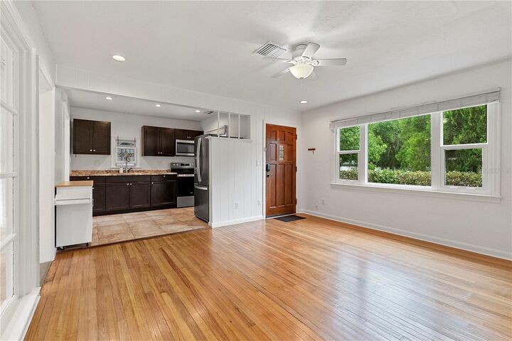 Property Photo: 823 Catalina Drive FL 32771