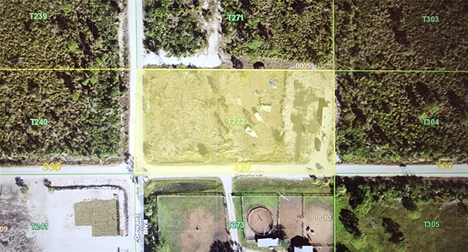 Property Photo: 29290 Clara Drive FL 33982