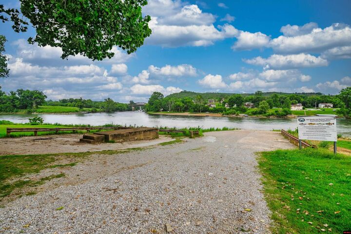 Property Photo:  1035 Riverview Drive  AR 72658 