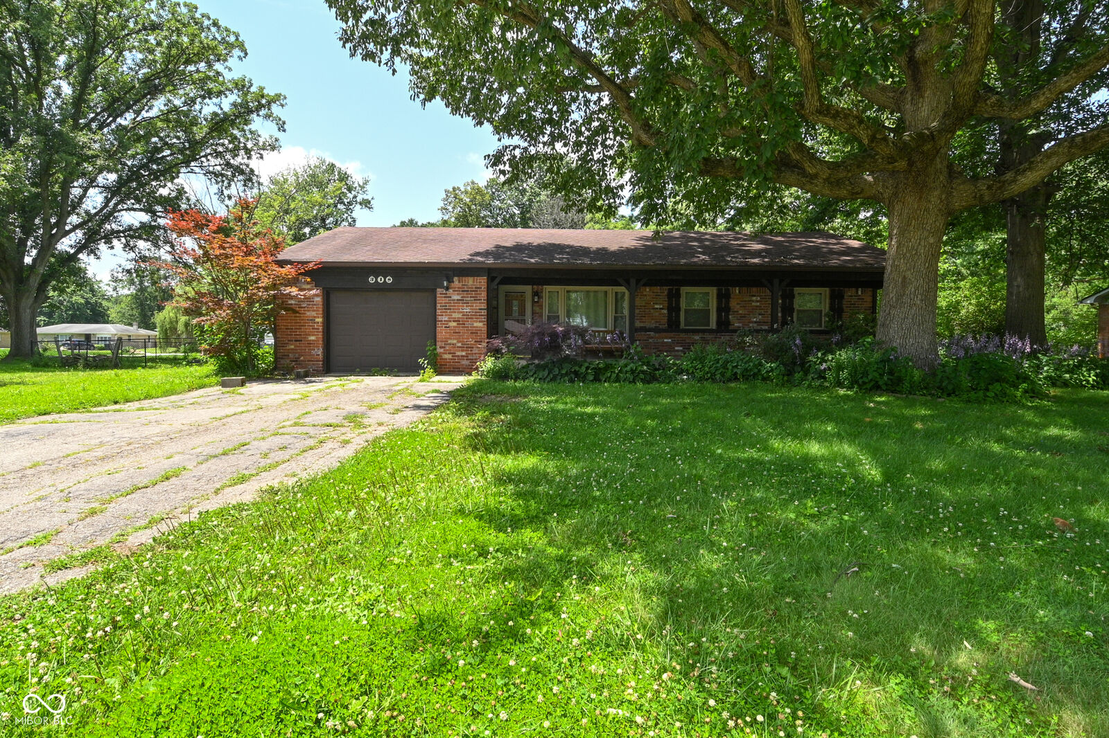 Property Photo:  318 Kirk Drive W  IN 46234 
