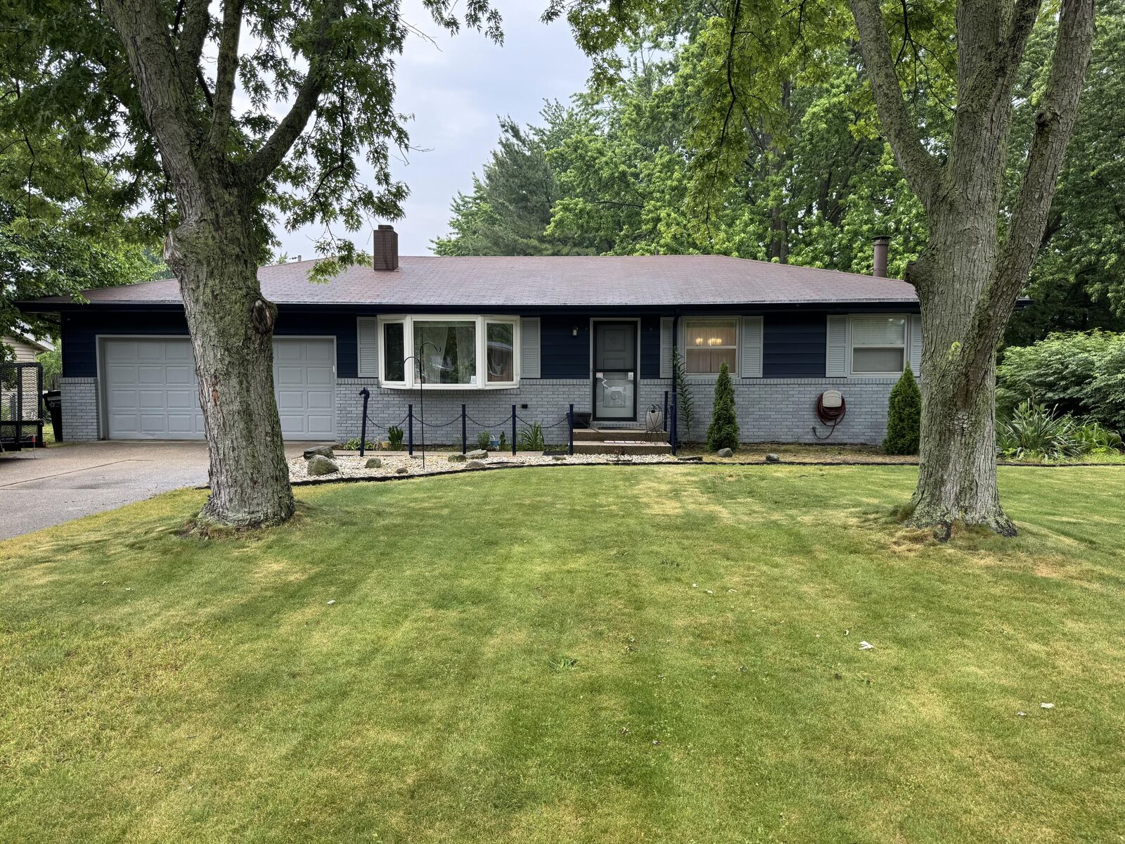 Property Photo:  4018 Woodland Lane  MI 49085 