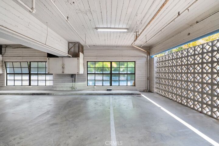 Property Photo: 7560 Hollywood Boulevard 110 CA 90046