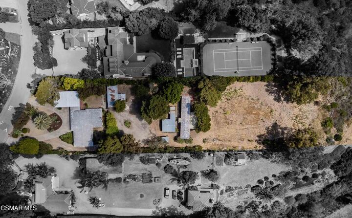Property Photo:  6749 Zumirez Drive  CA 90265 