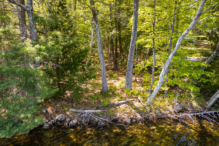 Property Photo:  66 Nickerson Lane  ME 04963 