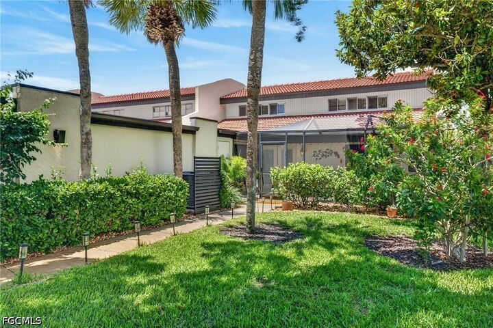 Property Photo:  4466 W Mainmast Court  FL 33919 