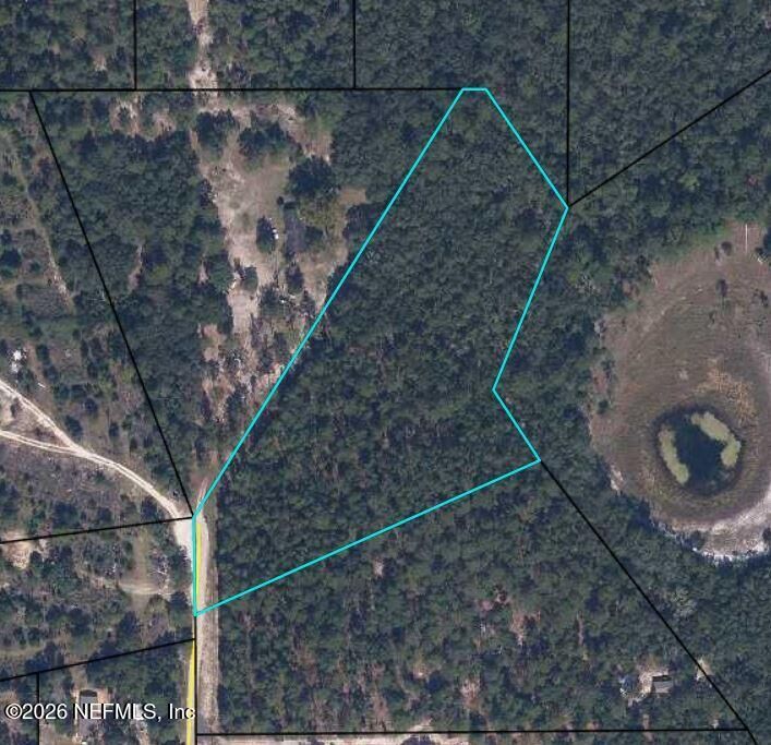 Property Photo:  6743 Gilda Court  FL 32656 