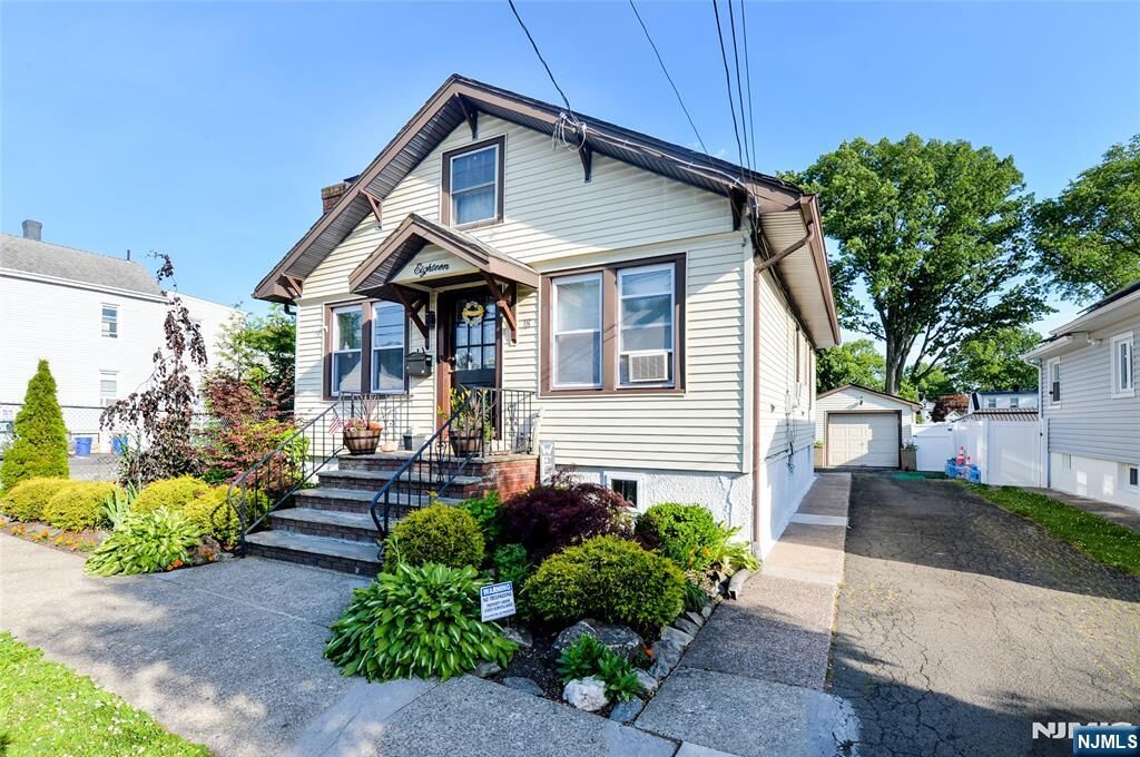 Property Photo:  18 Parker Avenue  NJ 07506 