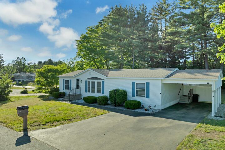 Property Photo:  17 Xenia Street  NH 03062 